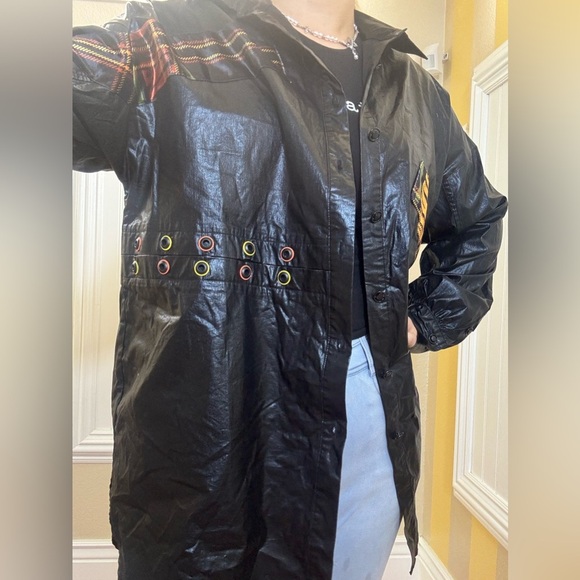 Stylish Black Utility Shirt for Women - Picture 9 of 9